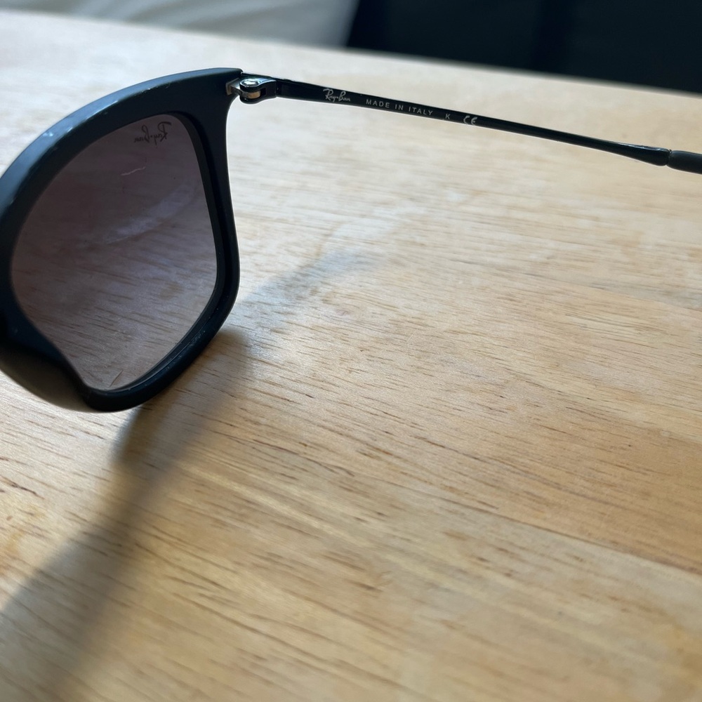 Ray-Ban Classic Black Sunglasses - Picture 3 of 9